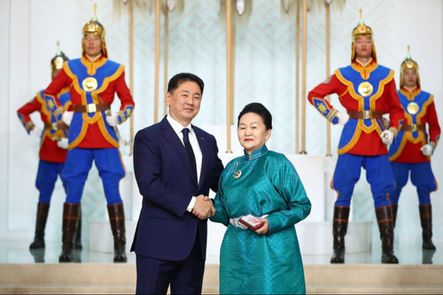 ubpress/image/2025/10/29/egaa5b1tj1nfgd9o/Кино